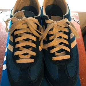Adidas Men's Blue Sneakers